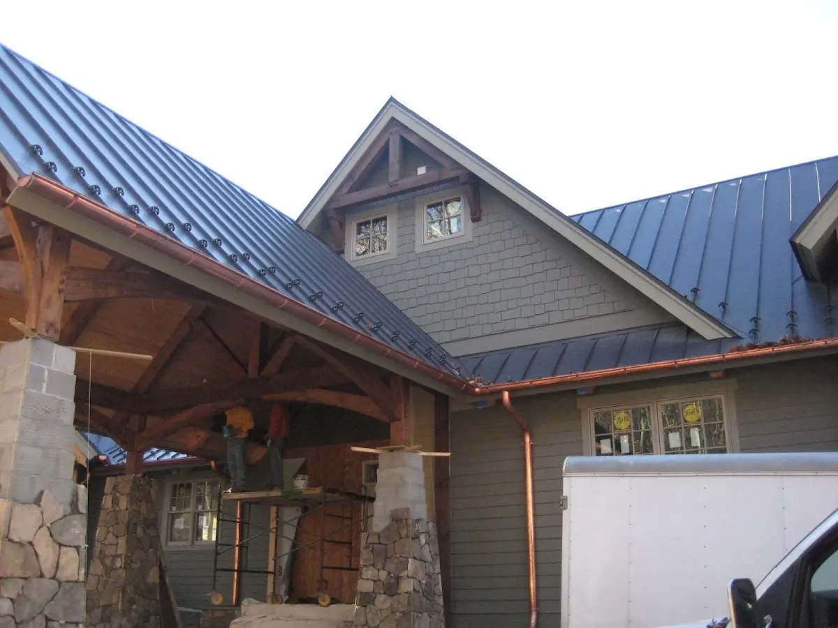 Craftsman Roofing team delivering quality roofing work in Lake Pointe
